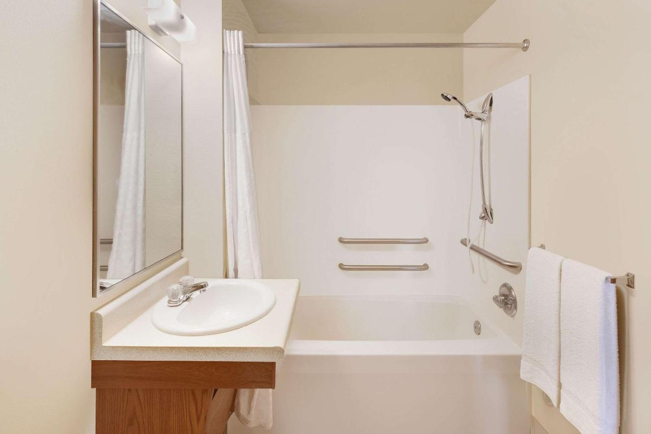 Woodspring Suites Council Bluffs Exterior foto
